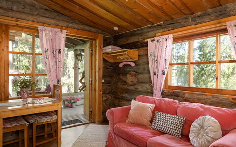 Rinnekämppä: Mueble, Piso, Diseño De Interiores, Pared, Suelo, Sofá, Madera, Sala, Suelos De Madera, Habitación
