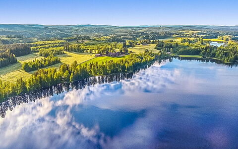Pajaranta: Camino Acuático, Banco, Corriente De Agua, Lago, Cabaña, Bosque, Canal, Reservorio, Cuarto De Troncos