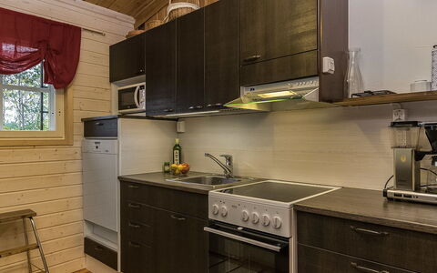 Kytöranta: Mueble, Diseño De Interiores, Piso, Suelo, Mesa, Techo, Cocina Y Comedor Mesa, Encendiendo, Silla, Casa