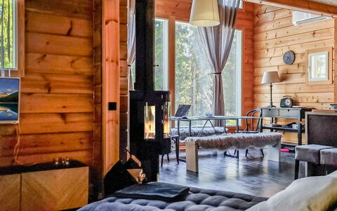 Villa Savonia: Árbol, Banco, Casa, Cabaña, Lago, Estanque, Bosque, Cuarto De Troncos