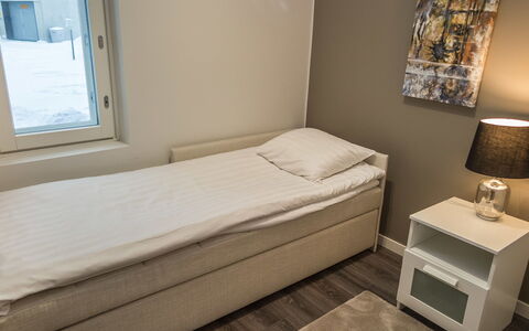 Tahko Spa Red - Golf Apartment: Hierba, Casa, Cabaña, El Terreno Del Lote, Casa, Inmuebles, Césped, Vía Muerta, Casa De Campo, Porche
