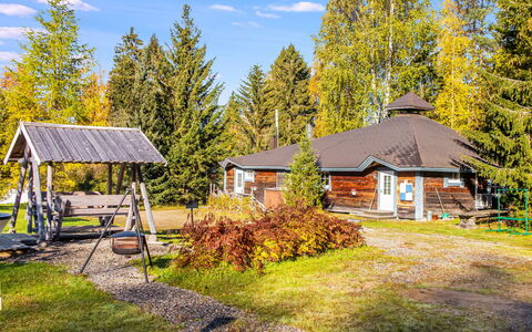 Kuusenkatve: Árbol, Banco, Casa, Cabaña, Lago, Estanque, Bosque, Cuarto De Troncos