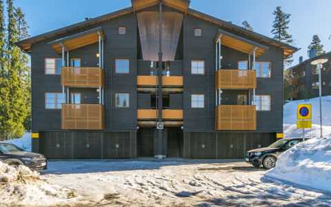 Karhunvartijan Linna C22: Madera, Vía Muerta, Cabaña, Casa, Casa, Tablón, Edificios Del Jardín, Cuarto De Troncos, Madera Dura, Porche