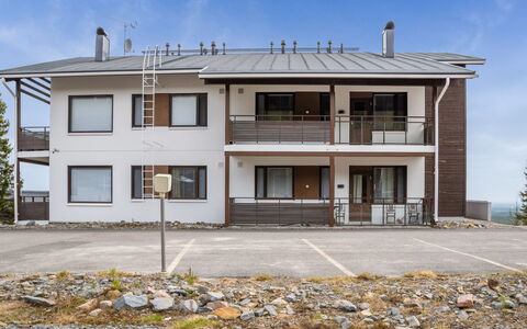 Villa Ylläs 201: Madera, Vía Muerta, Cabaña, Casa, Casa, Tablón, Edificios Del Jardín, Cuarto De Troncos, Madera Dura, Porche