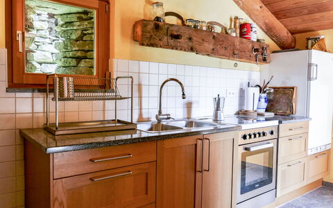 Rustico Cà Dru Lurenz: Gabinetes, Fregadero, Mostrador, Propiedad, Lavabo, Mueble, Grifo, Arreglo De Tubería, Cocina, Madera