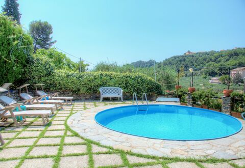 Casa Del Sole - San Bartolomeo Al Mare: Piscina, Propiedad, Bienes Raíces, Patio Interior, Ocio, Edificio, Inmuebles, Casa, Vacaciones, Hierba