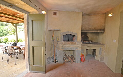 Villa Il Palazzone: Propiedad, Habitación, Hogar, Edificio, Hogar, Suelo, Inmuebles, Casa, Diseño De Interiores, Casa
