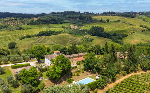 Castellina in Chianti 975: Planta, Cielo, Nube, Propiedad, Planta De La Comunidad, Naturaleza, Paisaje Natural, Árbol, El Terreno Del Lote, Vegetación