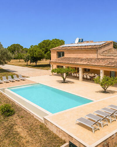 Can Toni: Inmuebles, Casa, Hacienda, Casa De Campo, Piscina, Villa, Sombra, Paisajismo, Recurso, Mansión