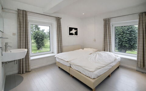 Bungalowpark Landsrade: Techo, Diseño De Interiores, Casa, Habitación, Suelo, Cama, Lecho, Sábana, Departamento, Linos