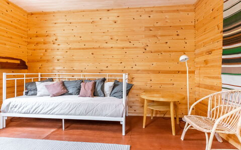 Kalliolaakso: Mueble, Silla, Mueble Para Exteriores, Mesa, Madera, Mesa Al Aire Libre, Cocina Y Comedor Mesa, Sombra, Jardín, Paraguas