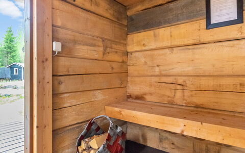 Kalliolaakso: Mueble, Silla, Mueble Para Exteriores, Mesa, Madera, Mesa Al Aire Libre, Cocina Y Comedor Mesa, Sombra, Jardín, Paraguas