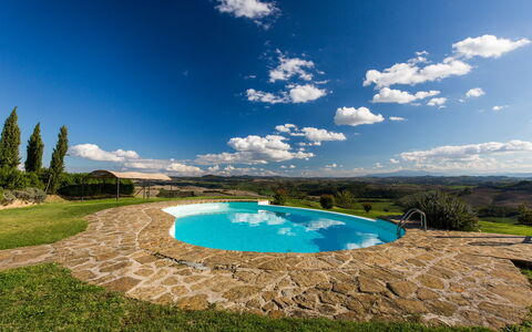 Appartamento Il Nido Di Giulia: Naturaleza, Paisaje Natural, Agua, Piscina, Cielo, Propiedad, Azul, Los Recursos Hídricos, Tiempo De Día, Azur