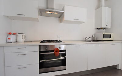 Alojamiento:&nbsp;Casanas 800.2