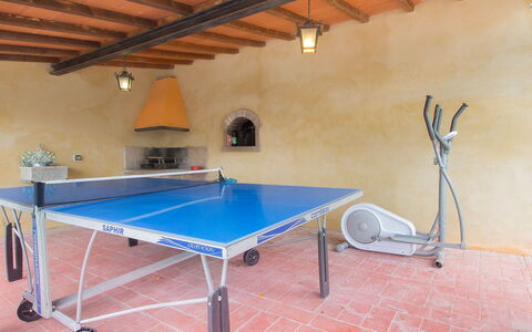 Le Pergole: Ping Pong, Habitación, Propiedad, Mesa, Salón De Recreo, Mueble, Suelo, Ocio, Juegos, Juegos Y Deportes De Interior