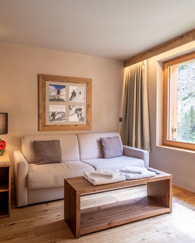 Swisspeak Resorts Zinal 9000.98