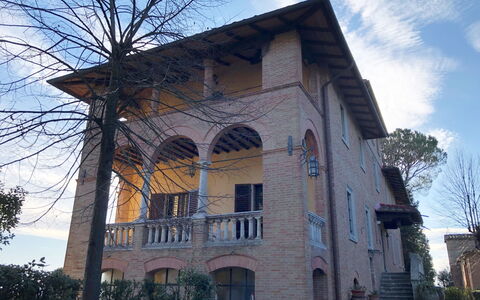 Loggia Del Poggiolo
