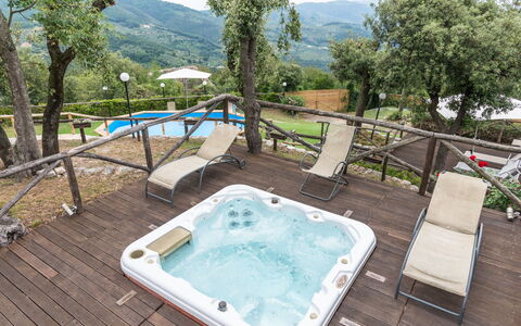 Villa Del Santo Bastiano: Propiedad, Piscina, Bienes Raíces, Jacuzzi, Casa, Ocio, Inmuebles, Edificio, Vacaciones, Árbol