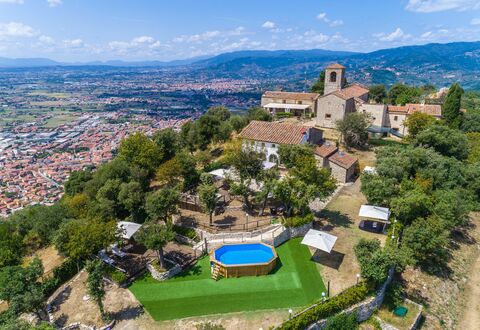 Villa Del Santo Bastiano: Fotografía Aérea, Vista Panorámica, Propiedad, Inmuebles, By, Bienes Raíces, Edificio, Pueblo De Montaña, Turismo, Fotografía