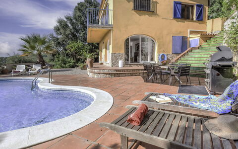 La Teulada: Azul, Piscina, Barrio Residencial, Recurso, Mueble Para Exteriores, Eco Hotel, Hacienda, Inmuebles, Villa, Silla