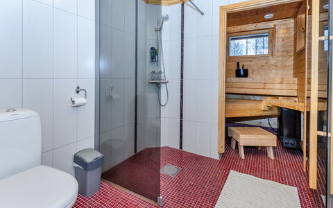 Kolin Mesikämmen: Piso, Suelo, Madera, Diseño De Interiores, Arreglo De Tubería, Techo, Baño, Habitación, Plomería, Lavabo