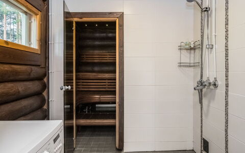 Piilopirtti: Mueble, Silla, Mueble Para Exteriores, Mesa, Madera, Mesa Al Aire Libre, Cocina Y Comedor Mesa, Sombra, Jardín, Paraguas