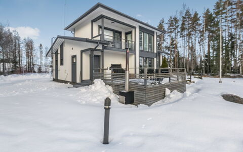 Villa Kaivopuisto: Invierno, Nieve, Casa, Congelación, Cabaña, Vía Muerta, Alerce, Porche