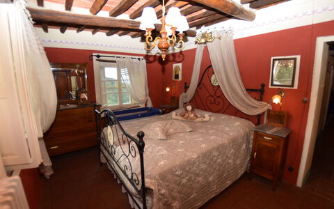 Borgo Bucatra Buonvento: Habitación, Habitación, Cama, Propiedad, Mueble, Diseño De Interiores, Sábana, Marco De La Cama, Edificio, Techo