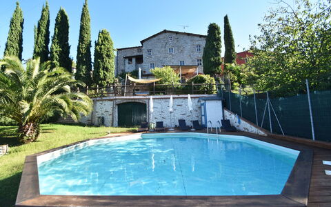 Borgo Bucatra Buonvento: Piscina, Propiedad, Casa, Edificio, Bienes Raíces, Casa, Inmuebles, Vacaciones, Ocio, Arquitectura
