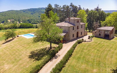 Villa Fabbri - Montebenichi, Toscana, Italia