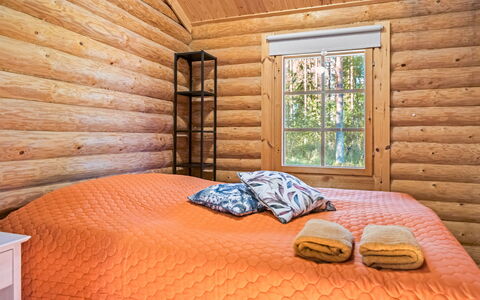 Villa Paloska, Cjoe054: Madera, Diseño De Interiores, Habitación, Cama, Suelo, Mueble, Piso, Techo, Manchas De Madera, Sábana
