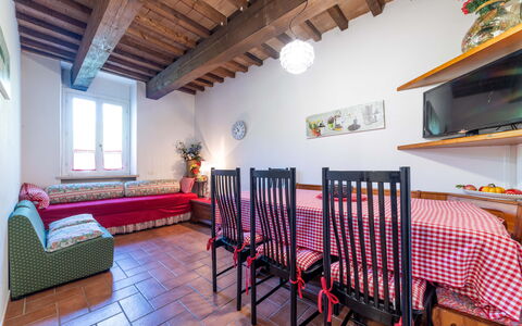 Ca Maggetti: Mueble, Edificio, Madera, Marco, Sofá, Ventana, Diseño De Interiores, Planta, Suelo, Sala