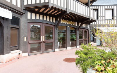 Alojamiento:&nbsp;Les Jardins du Yacht Club 137.4