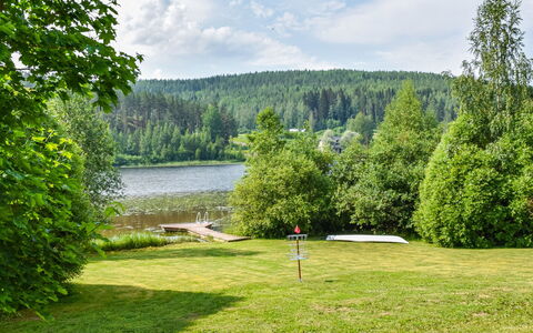Nuppulanranta 14: Árbol, Banco, Casa, Cabaña, Lago, Estanque, Bosque, Cuarto De Troncos