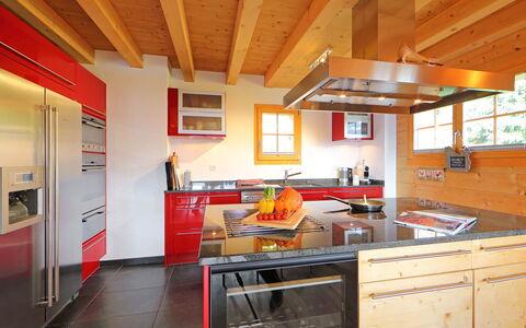 Chalet Maurice: Gabinetes, Mostrador, Propiedad, Mueble, Lavabo, Cocina, Madera, Aparato De Cocina, Fregadero, Naranja