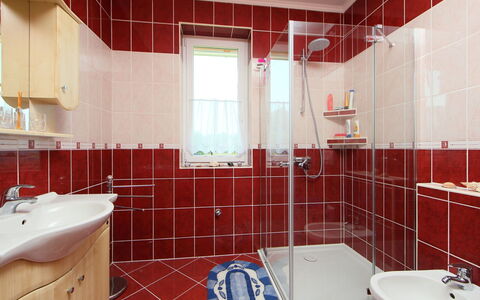 Paola: Grifo, Arreglo De Tubería, Lavabo Del Baño, Lavabo, Púrpura, Baño, Espejo, Encendiendo, Gabinetes, Diseño De Interiores
