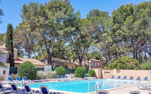 La Marina: Recurso, Piscina, Inmuebles, Sombra, Paisajismo, Hotel, Ciudad De Vacaciones, Hacienda, Mueble Para Exteriores, Villa