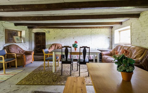 Palttala: Mueble, Silla, Mueble Para Exteriores, Mesa, Madera, Mesa Al Aire Libre, Cocina Y Comedor Mesa, Sombra, Jardín, Paraguas