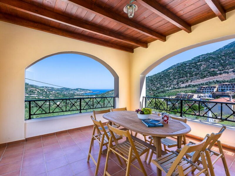 Villa Charakas
