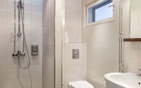 Tahko Spa Suites Orange a 4: Madera, Cabaña, Manchas De Madera, Madera Dura, Cuarto De Troncos, Tablón, Techo, Material Natural, Maderas, Edificios Del Jardín