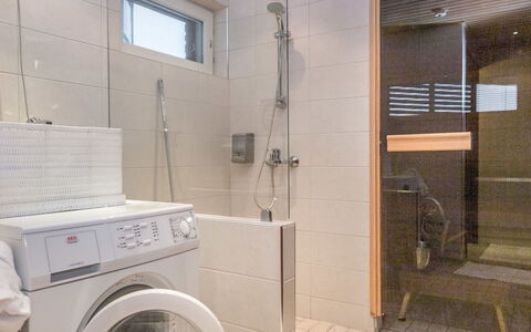 Tahko Spa Suites Orange a 4: Madera, Cabaña, Manchas De Madera, Madera Dura, Cuarto De Troncos, Tablón, Techo, Material Natural, Maderas, Edificios Del Jardín