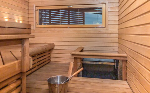 Tahko Spa Suites Orange a 4: Madera, Cabaña, Manchas De Madera, Madera Dura, Cuarto De Troncos, Tablón, Techo, Material Natural, Maderas, Edificios Del Jardín