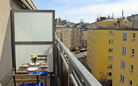 Vienna Waits for You: Área Urbana, Techo, Arquitectura, Edificio, Barrio, By, Tiempo De Día, Área Metropolitana, Amarillo, Barrio Residencial