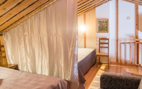 Vuokatinportti B 8: Mueble, Diseño De Interiores, Suelo, Piso, Madera, Techo, Habitación, Cama, Encendiendo, Habitación