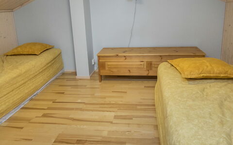 Nelikko a: Suelo, Piso, Madera, Mueble, Diseño De Interiores, Habitación, Suelos De Madera, Cama, Habitación, Encendiendo