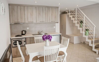 Alojamiento:&nbsp;Maisonette 7.3