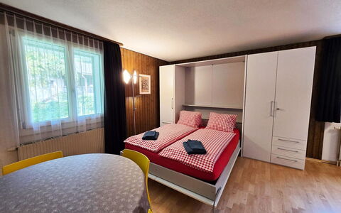 Sörenweg 5: Mueble, Diseño De Interiores, Madera, Habitación, Suelo, Piso, Cama, Habitación, Departamento, Marco De La Cama