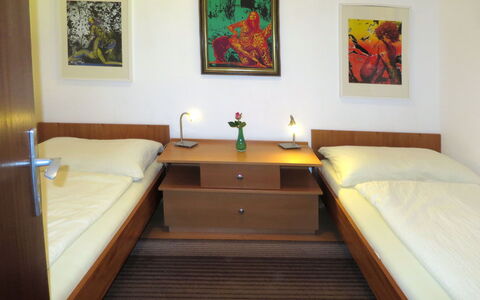 Seecorso: Propiedad, Marco, Edificio, Textil, Madera, Diseño De Interiores, Piso, Arquitectura, Suelo, Comodidad