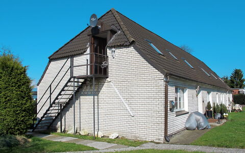 Seeblick: Casa, Propiedad, Casa, Barrio Residencial, Edificio, Vía Muerta, Bienes Raíces, Techo, Cabaña, Arquitectura