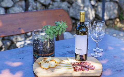 Tomazin: Botella, Vajilla, Drinkware, Barware, Botella De Vidrio, Botella De Vino, Vino